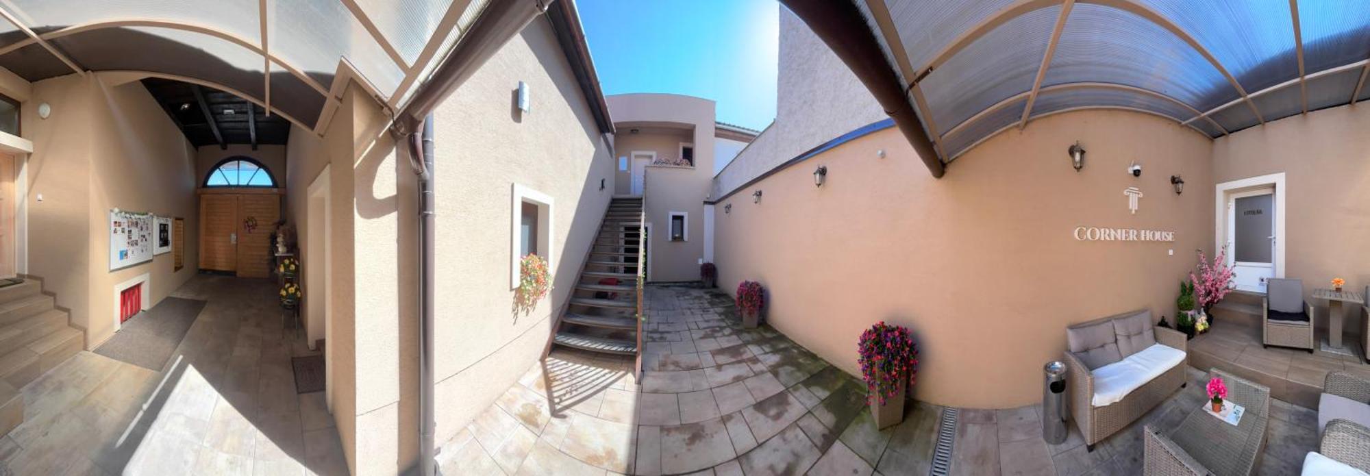 Apartament Corner House Łuczeniec Zewnętrze zdjęcie